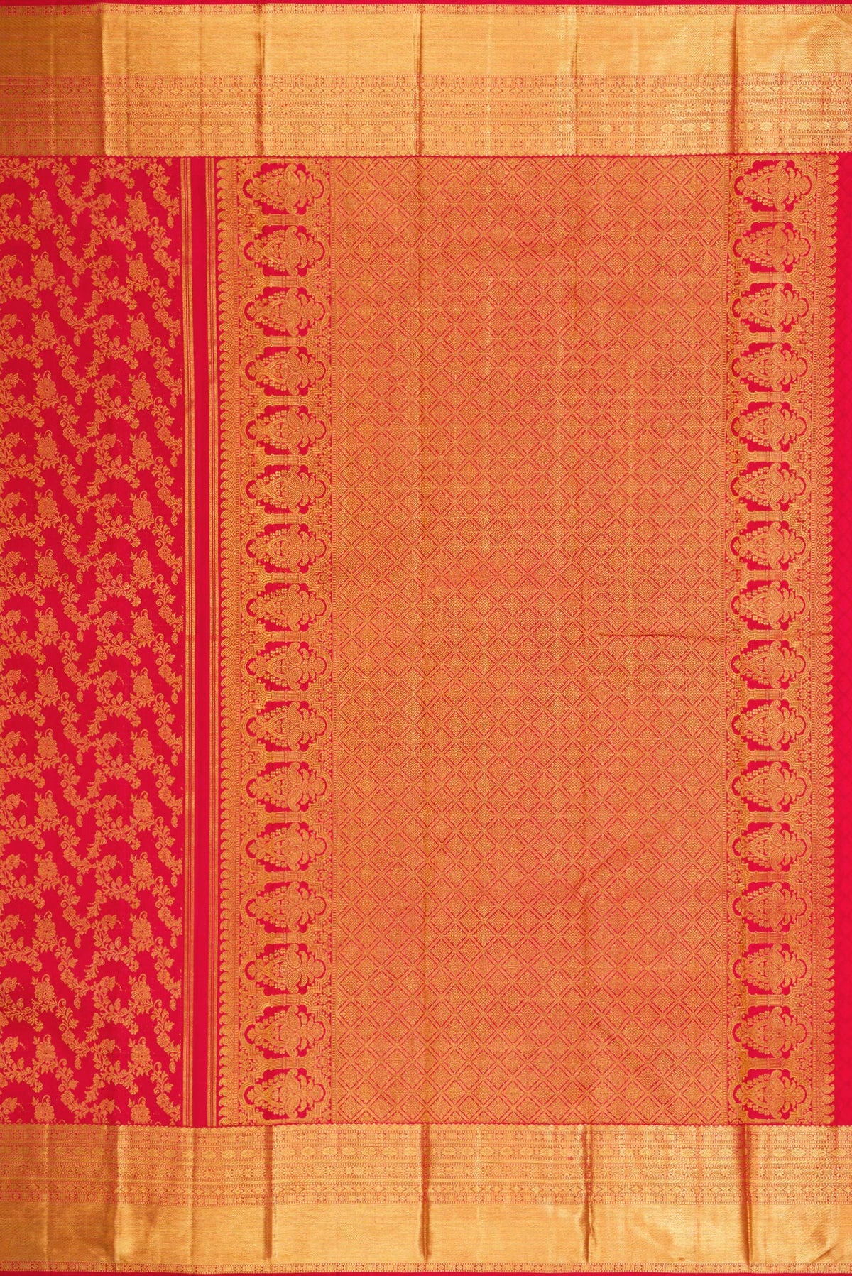Close up image of the pallu of Red Dual Tone Kanjivaram Silk Saree with Zari Brocade on the body and Zari Border. 