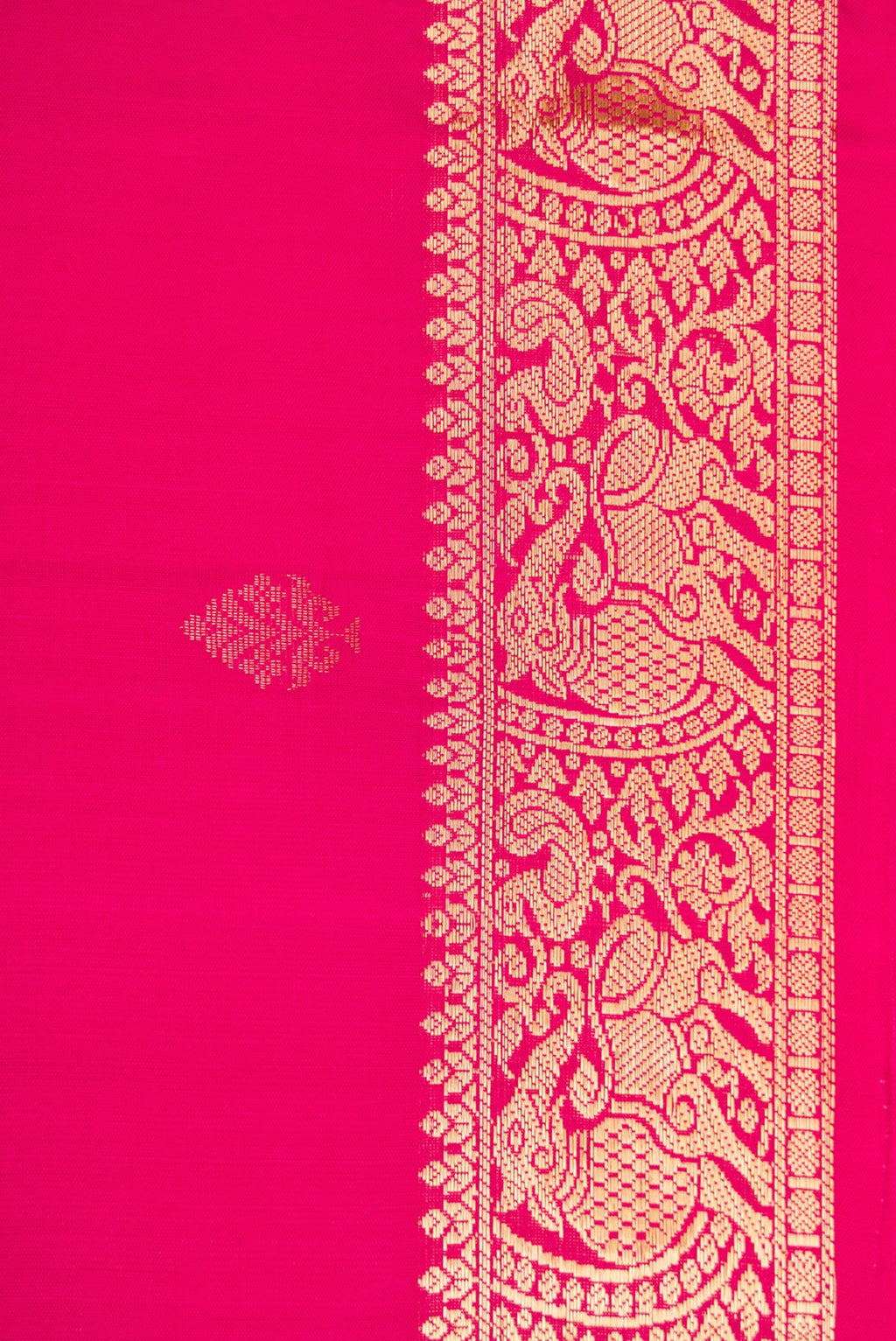 Border image of Dark Pink Dual Tone Soft Silk Saree with Zari Butta on the body and Zari Border. 