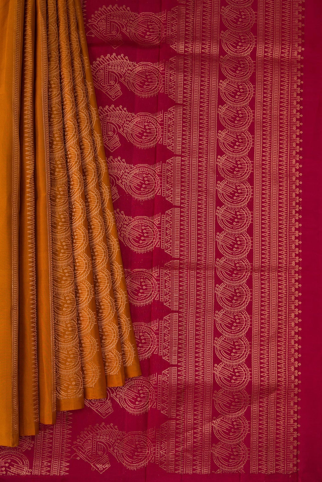 Pleats and pallu of Mustard Dual Tone Soft Silk Saree with Stripes on the body and Without Border. 