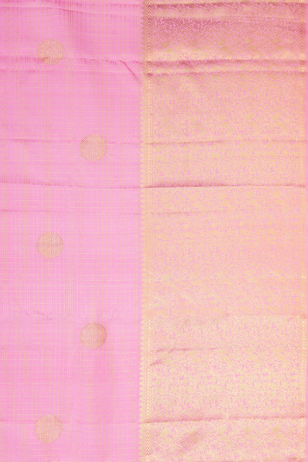 Border image of Pink Dual Tone Kanjivaram Silk Saree with Checked design on the body and Zari Border. 