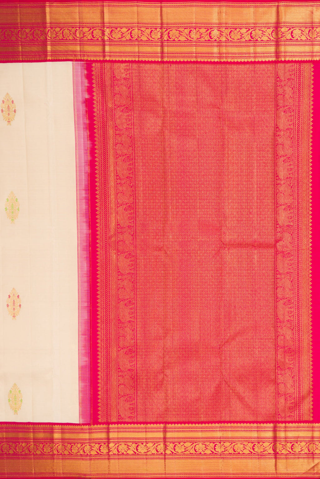 Close up image of the pallu of Off White Kanchipuram Silk Saree with Zari And Thread Butta on the body and Zari Border. 