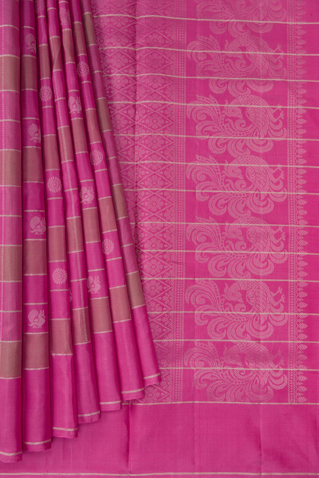 Pleats and pallu of Pink Soft Silk Saree with Checked design on the body and Plain Border. 