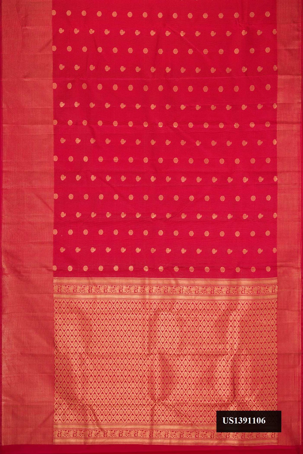 Maroon Dual Tone Kanchipuram Silk Saree with Zari Butta on the body and Fancy Border.  displayed on a mannequin