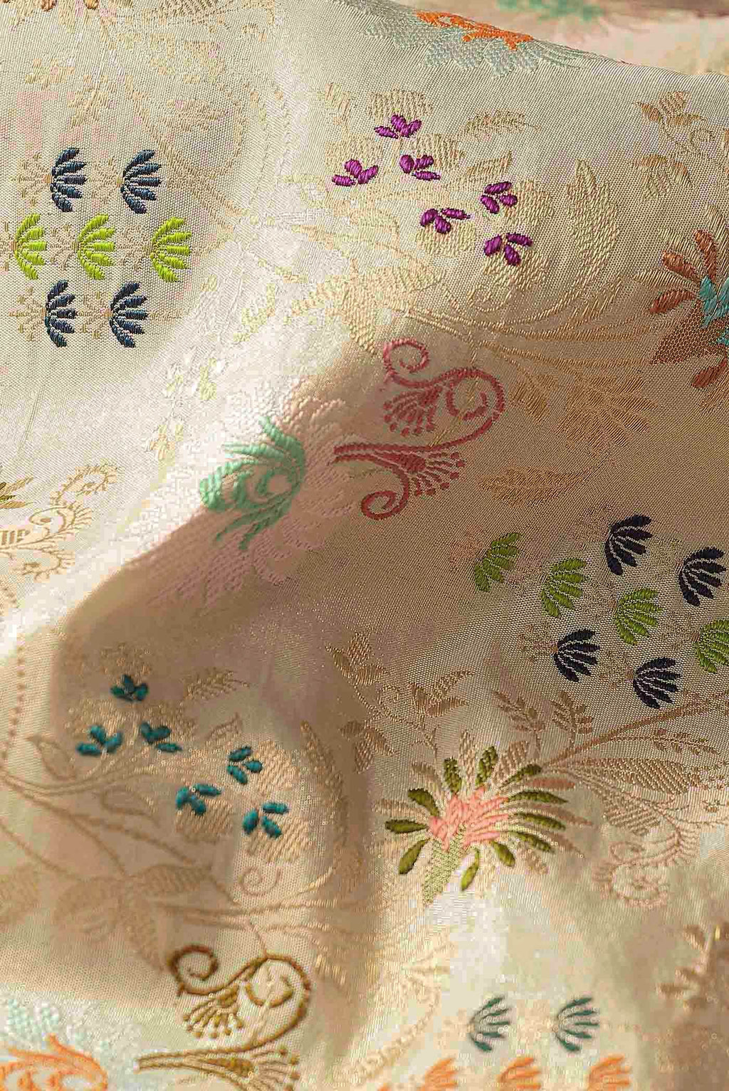 Cream Banarasi Tissue Silk Saree
