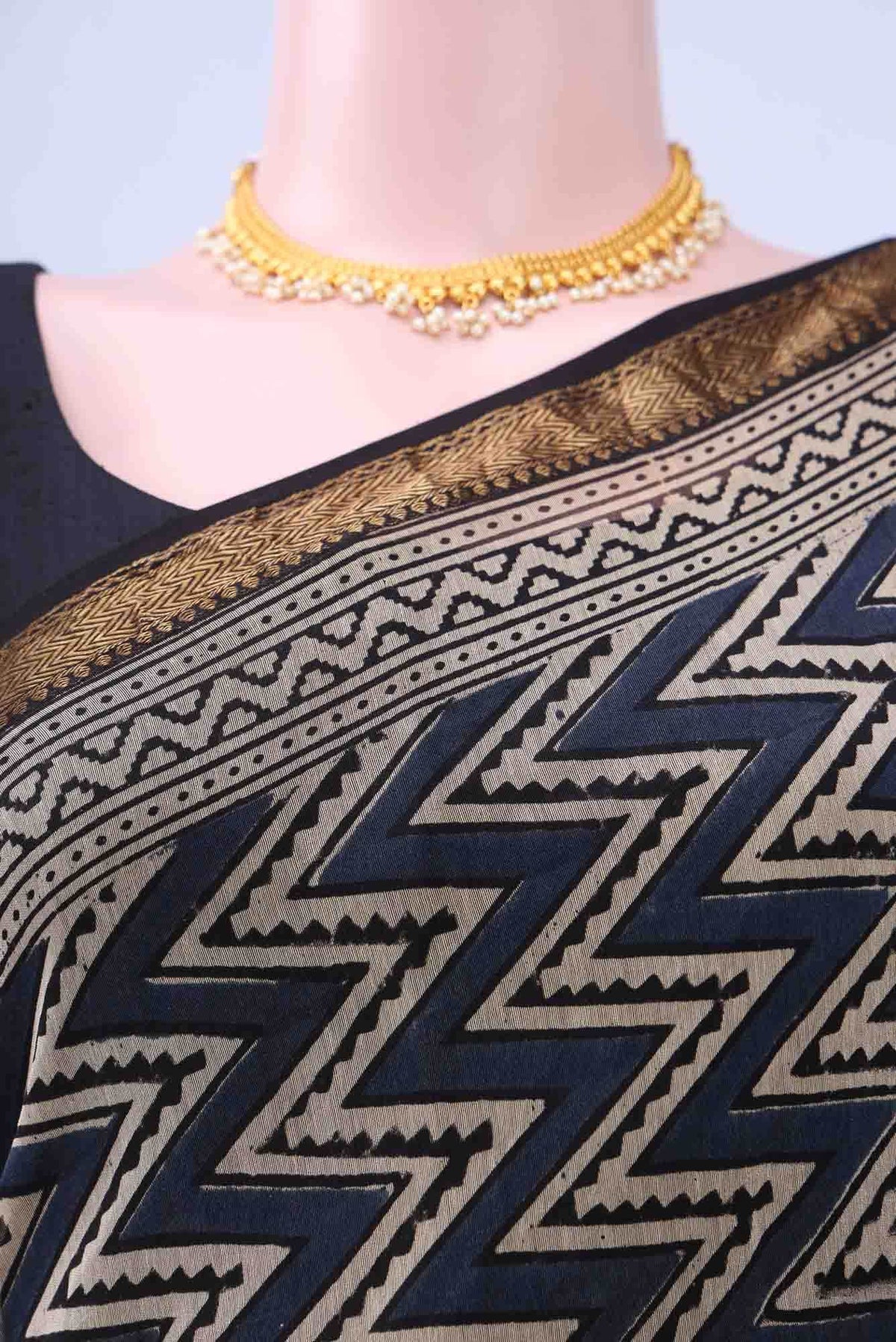 Navy Blue Maheshwari Silk Cotton Saree