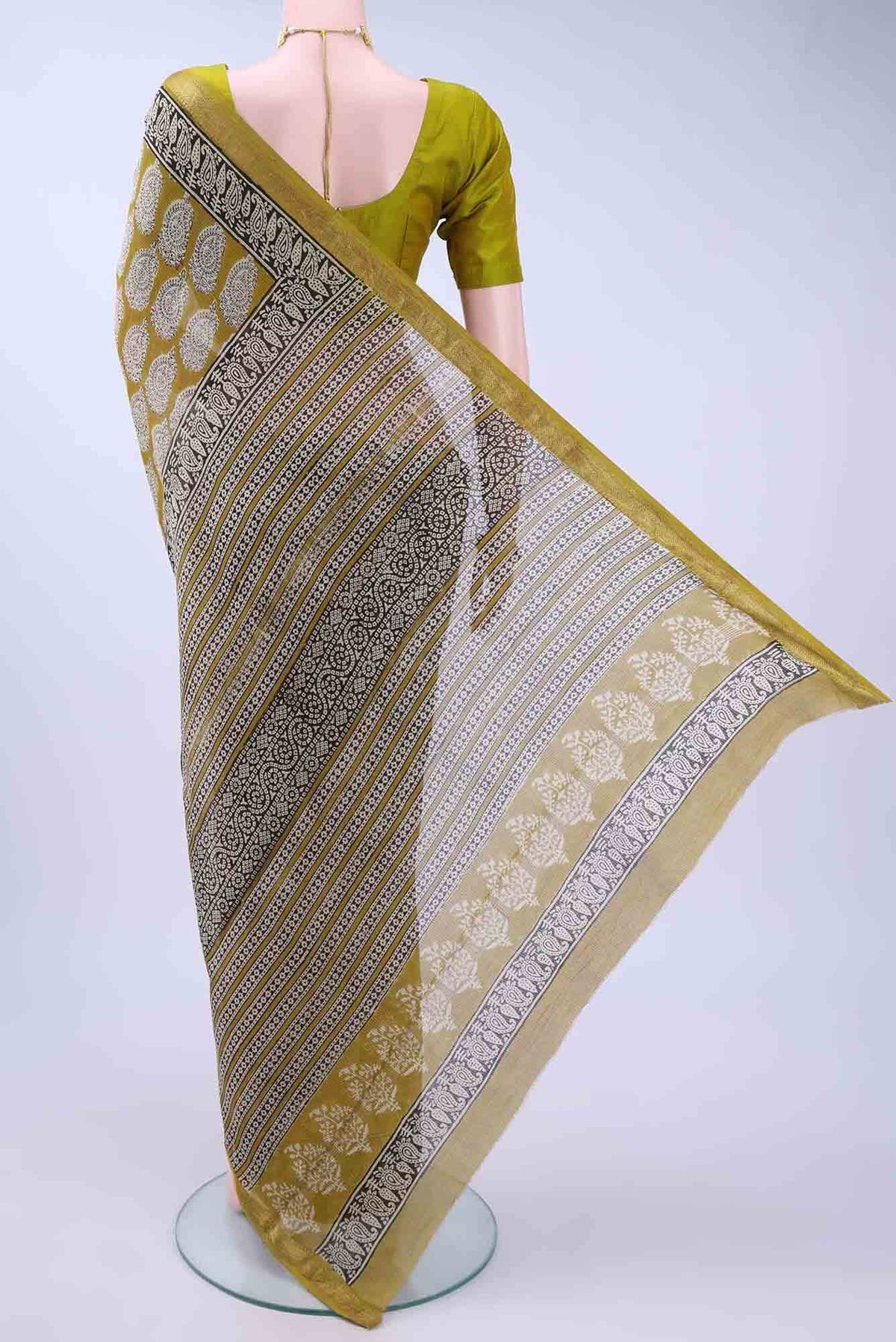 Mehandi Green Maheshwari Silk Cotton Saree