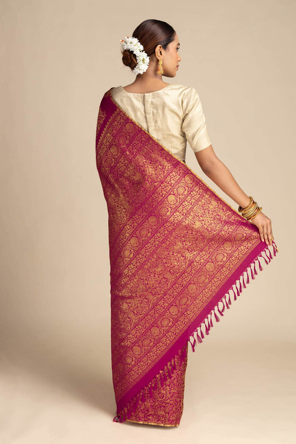 Vanashree-Ruby Red Kanchipuram Silk Saree