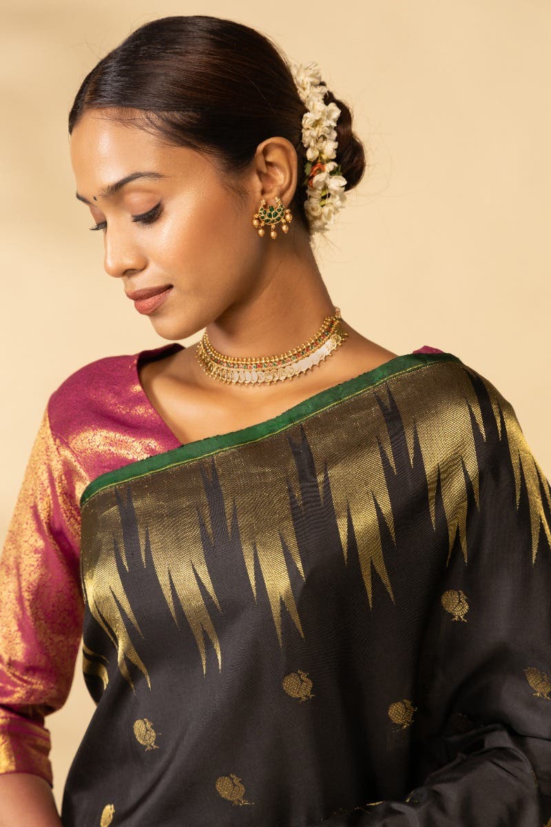 Aishwaryam-Black Kanchipuram Silk Saree