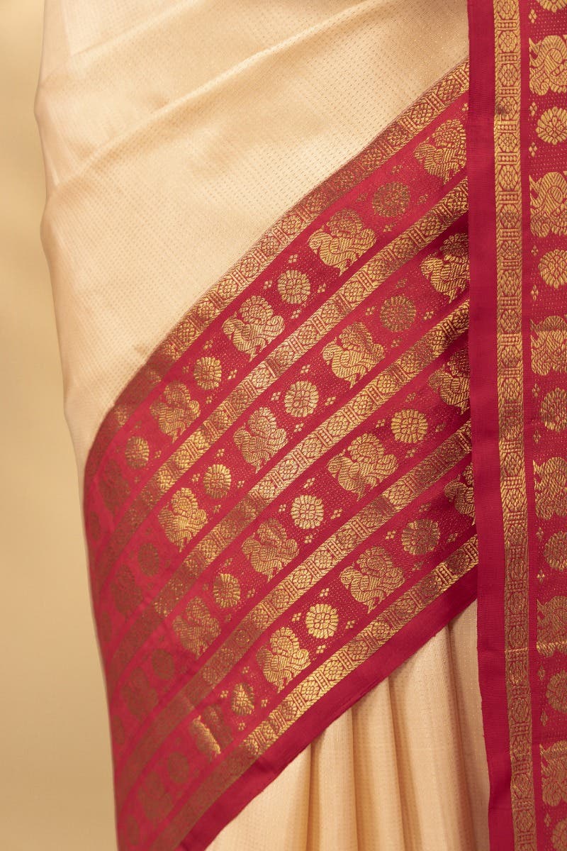 Suvarna-Off White Kanchipuram Silk Saree