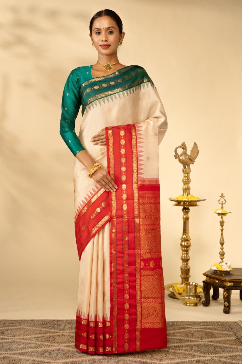 Kamalam-Off White Kanchipuram Silk Saree