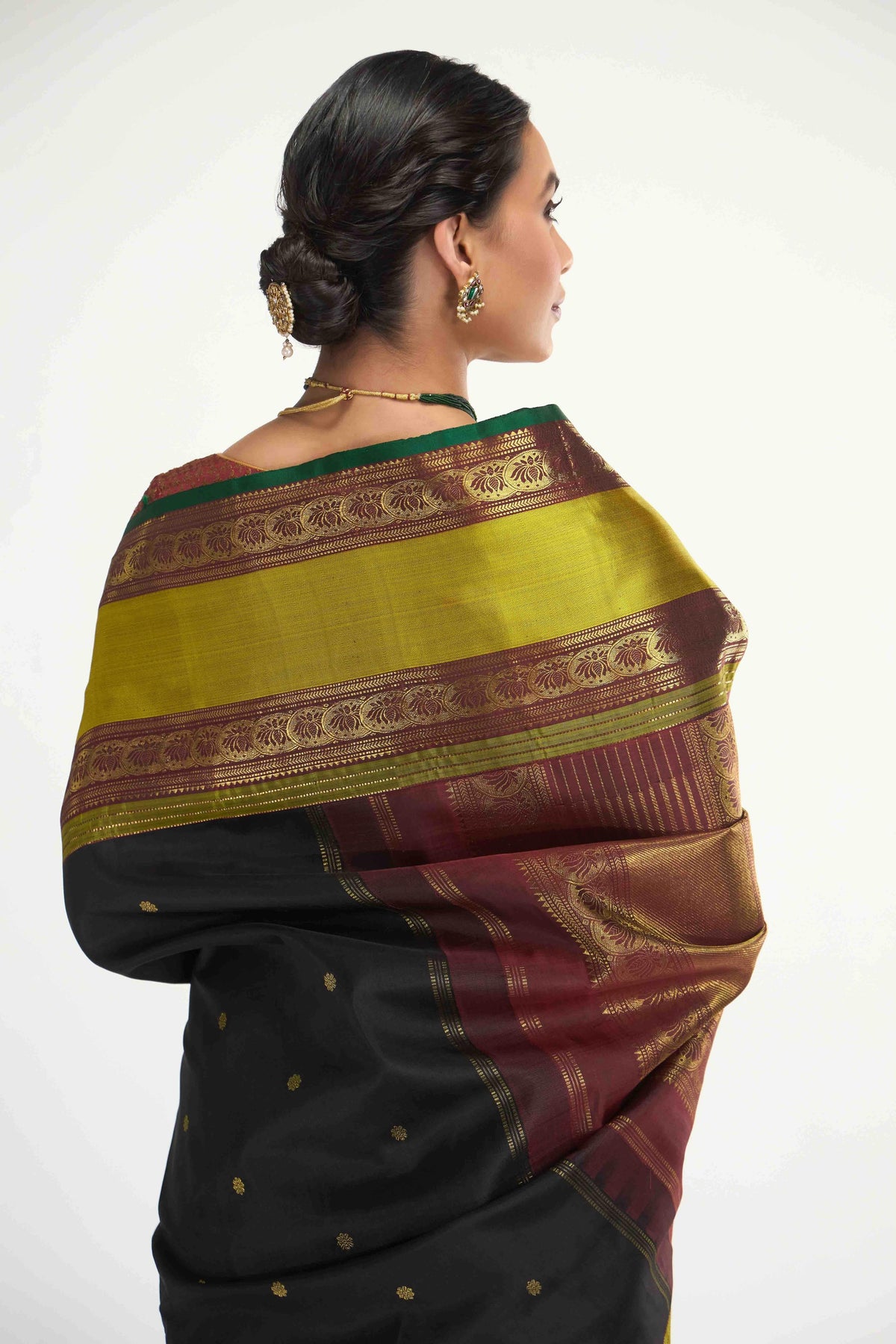Tamira-Pure Silk Pure Gold Zari Black Kanchipuram Saree