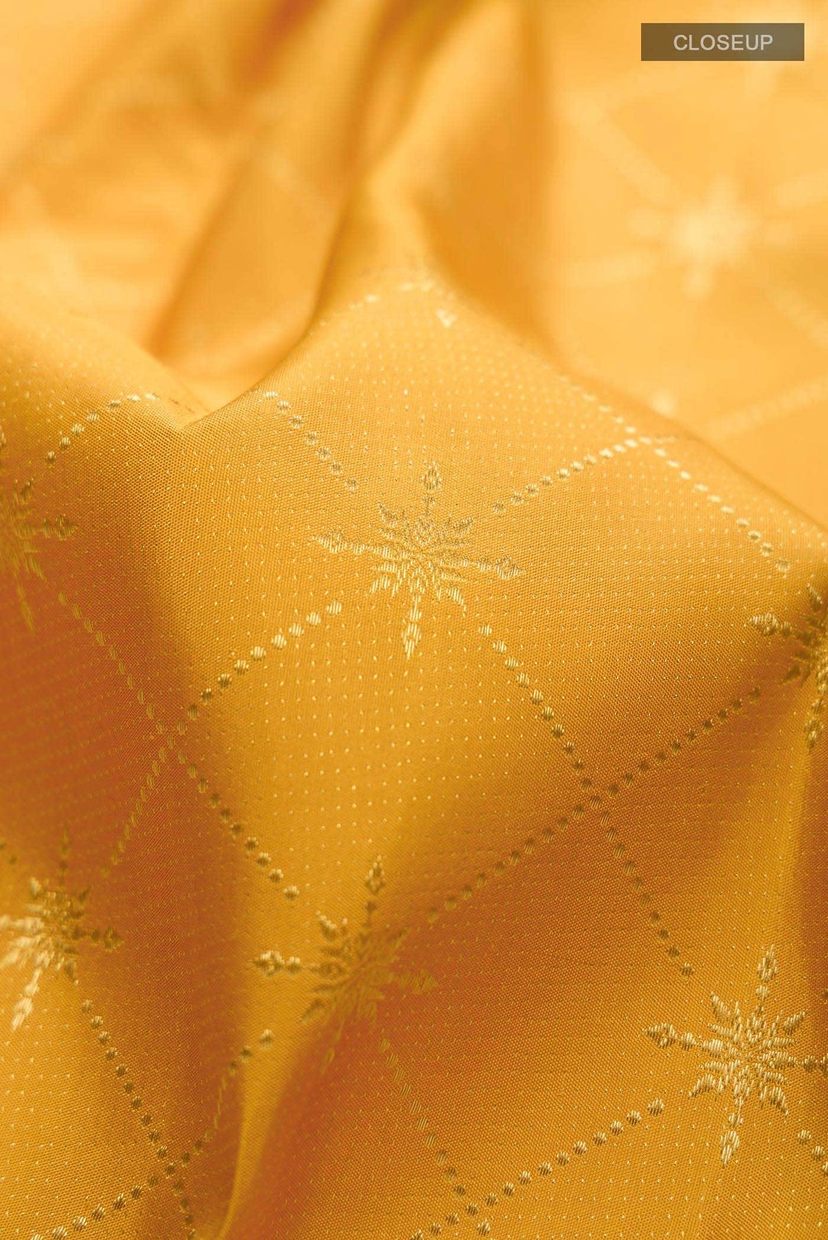 Vaidehi-Mustard Yellow Kanchipuram Silk Saree