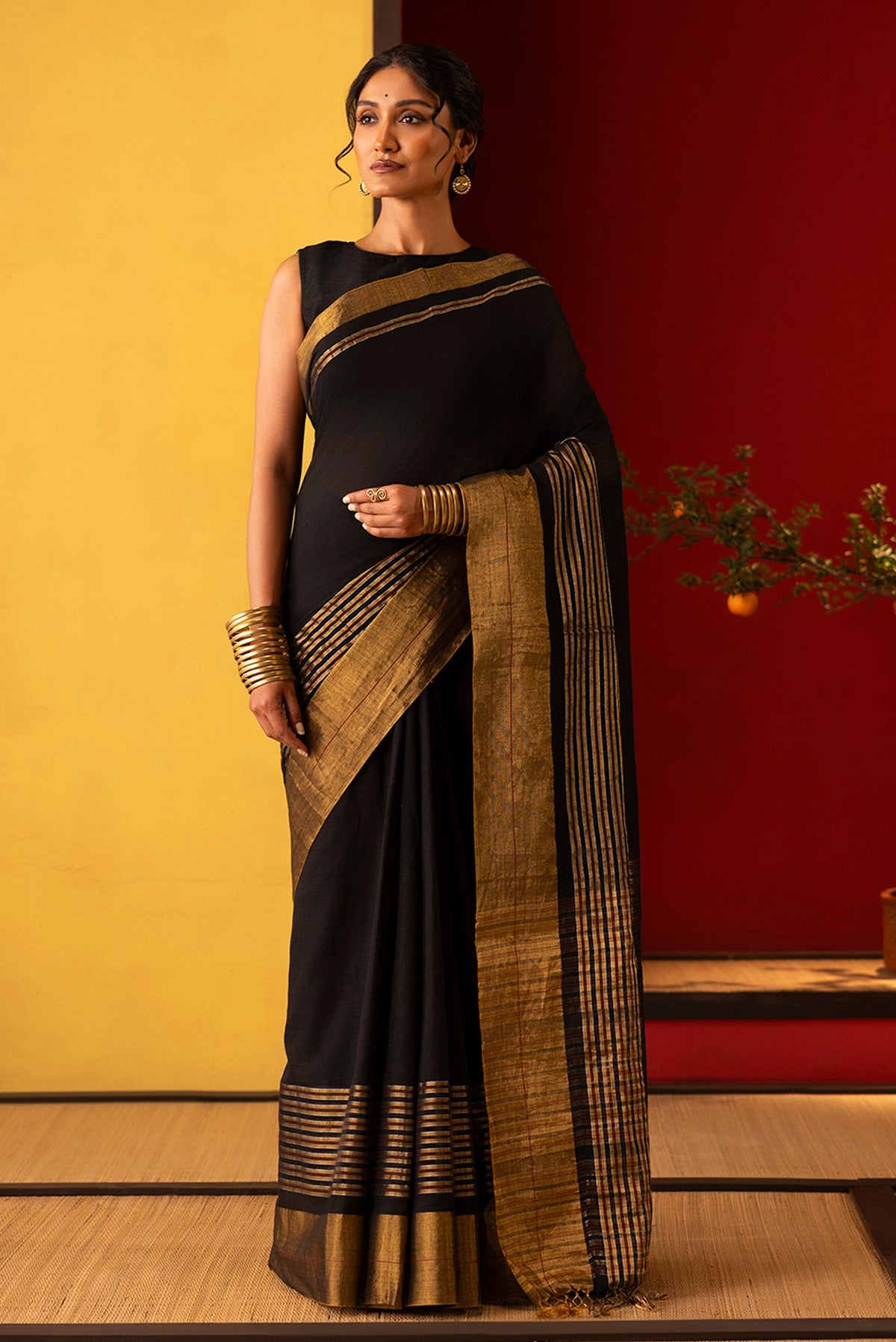 Surahi-Black Cotton Saree