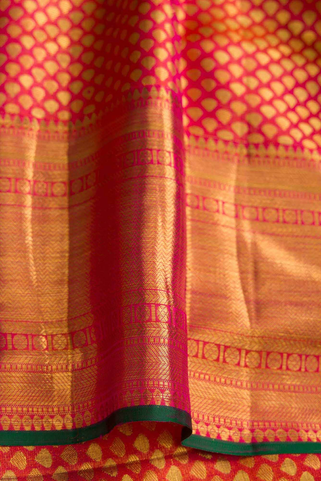 Pink with Orange Color Kanchipuram Silk Saree