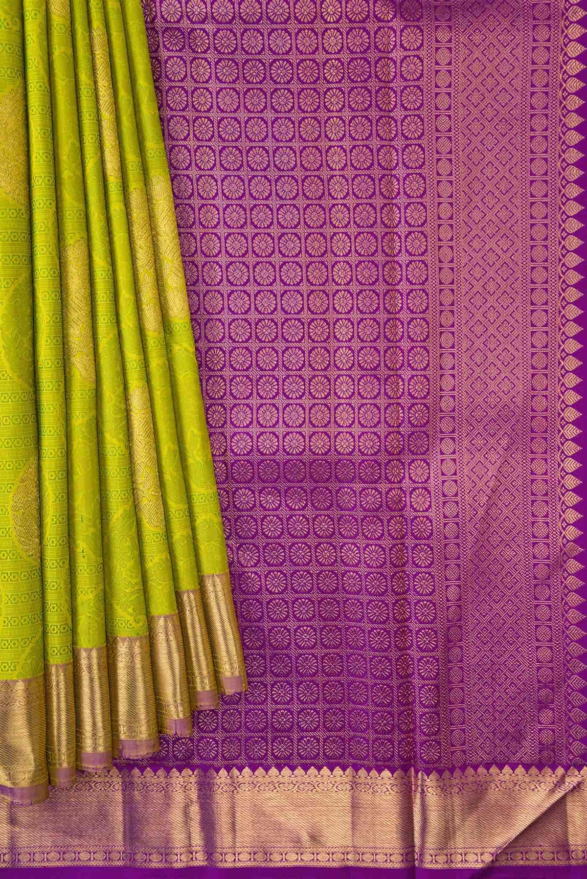 Pure Silk Pure Zari Parrot Green Dual Tone Kanjivaram Saree