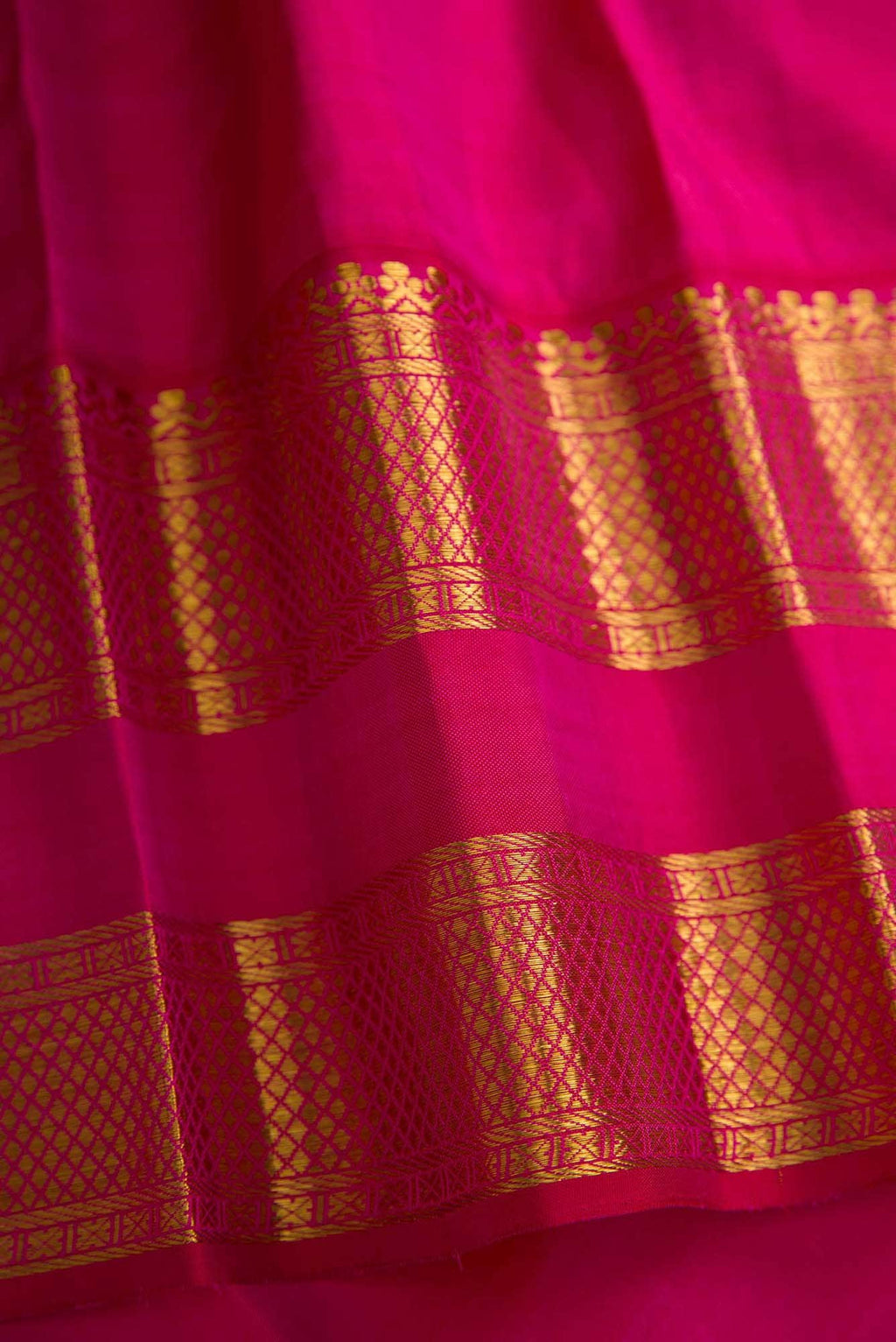 Pure Silk Pure Zari Green Dual Tone Kanjivaram Saree
