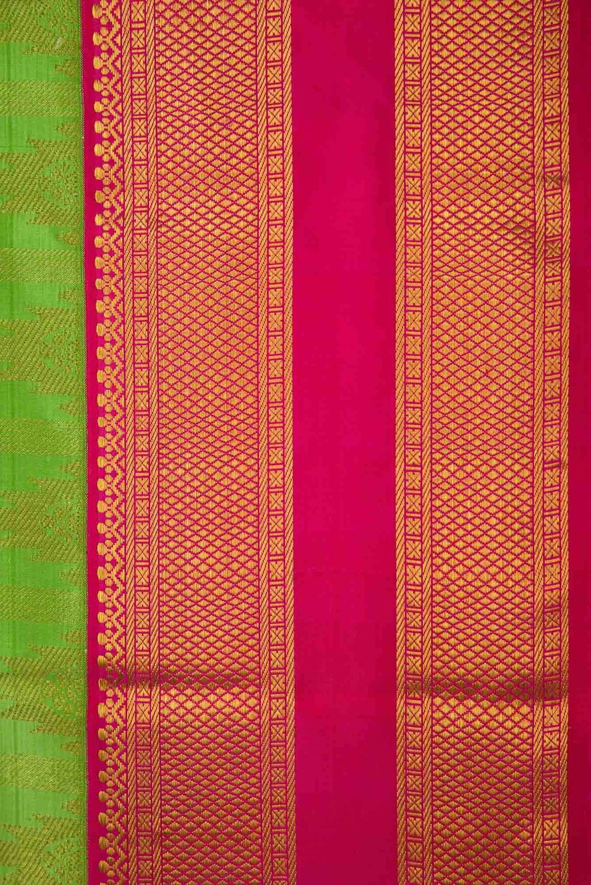 Pure Silk Pure Zari Green Dual Tone Kanjivaram Saree