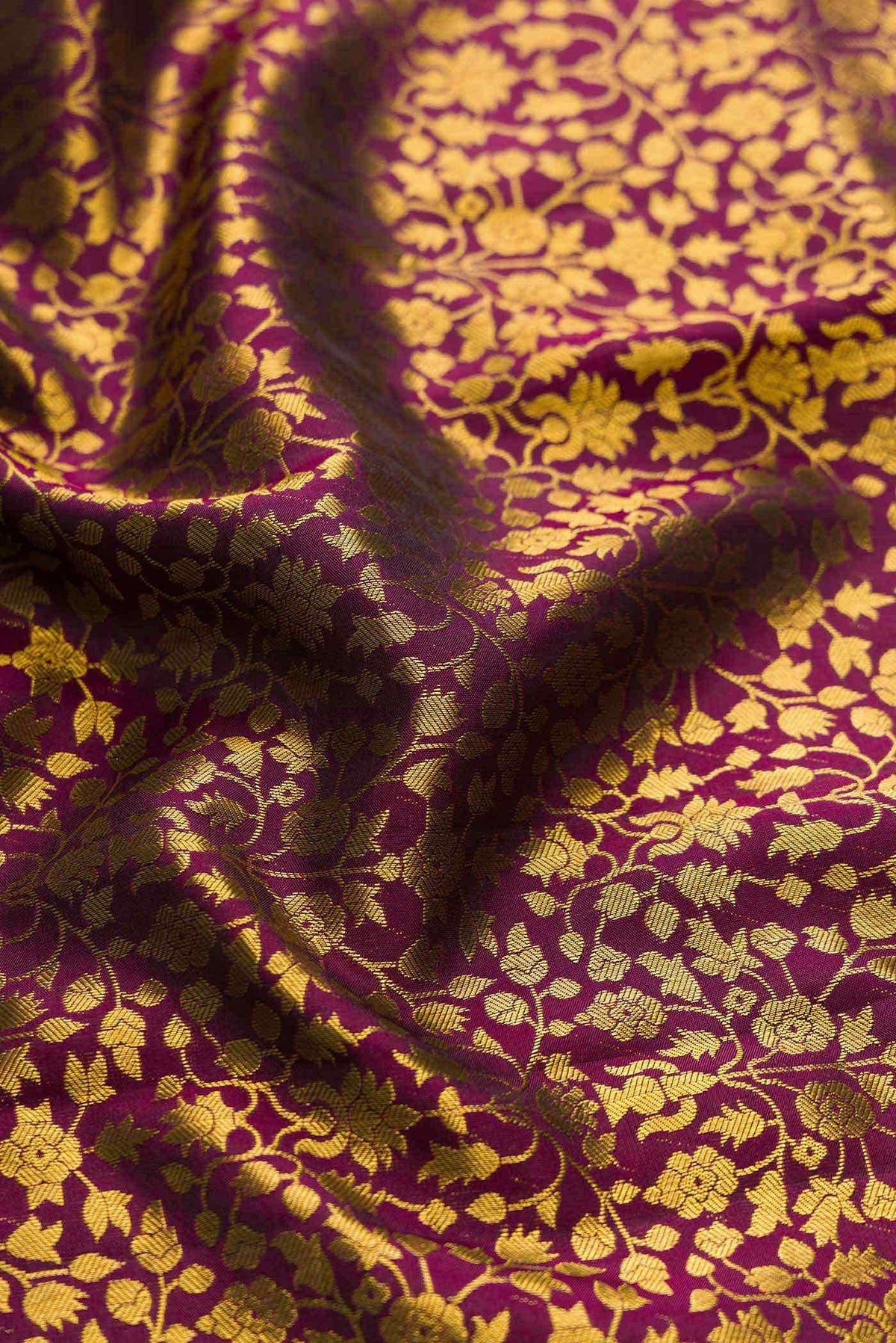 Magenta Dual Tone Kanchipuram Silk Saree