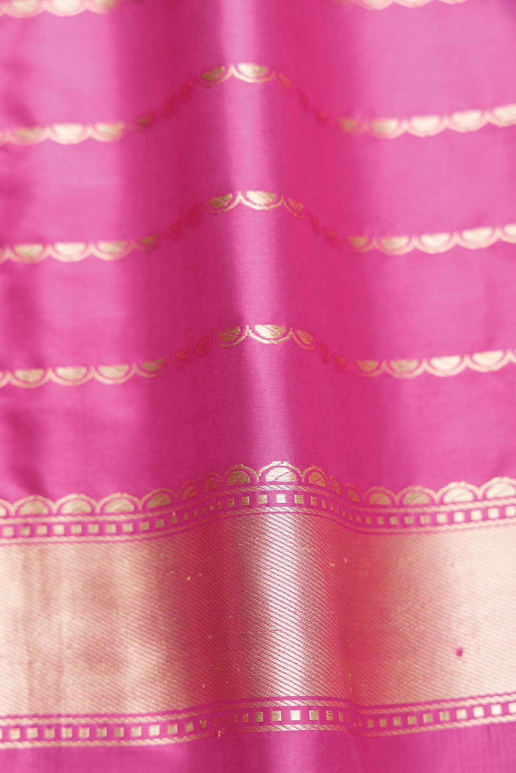 Pure Silk Pure Zari Pink Dual Tone Banarasi Saree
