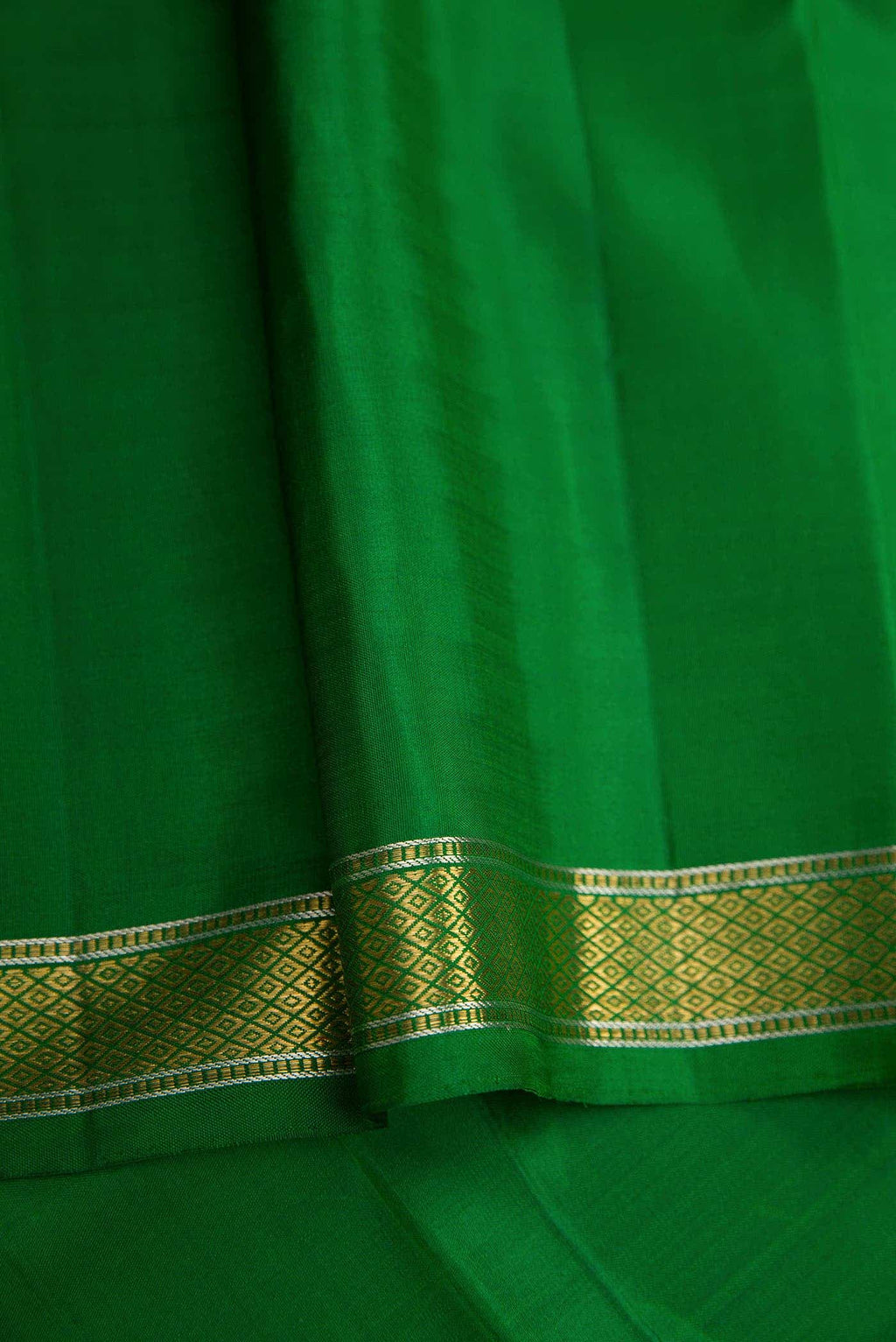 Pure Silk Pure Zari Red Dual Tone Kanchipuram Saree