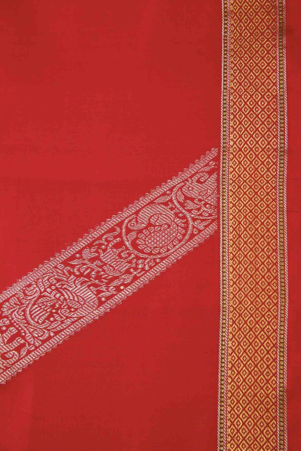 Pure Silk Pure Zari Red Dual Tone Kanchipuram Saree