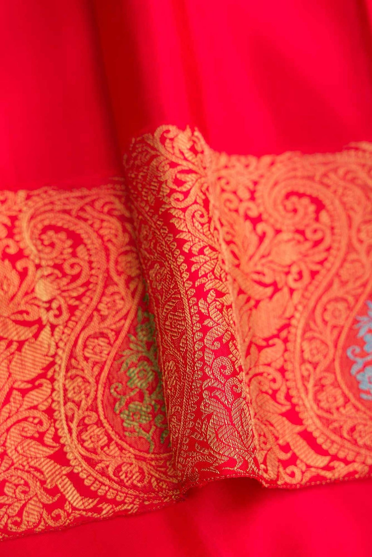 Pure Silk Pure Zari Gold Dual Tone Kanjivaram Saree