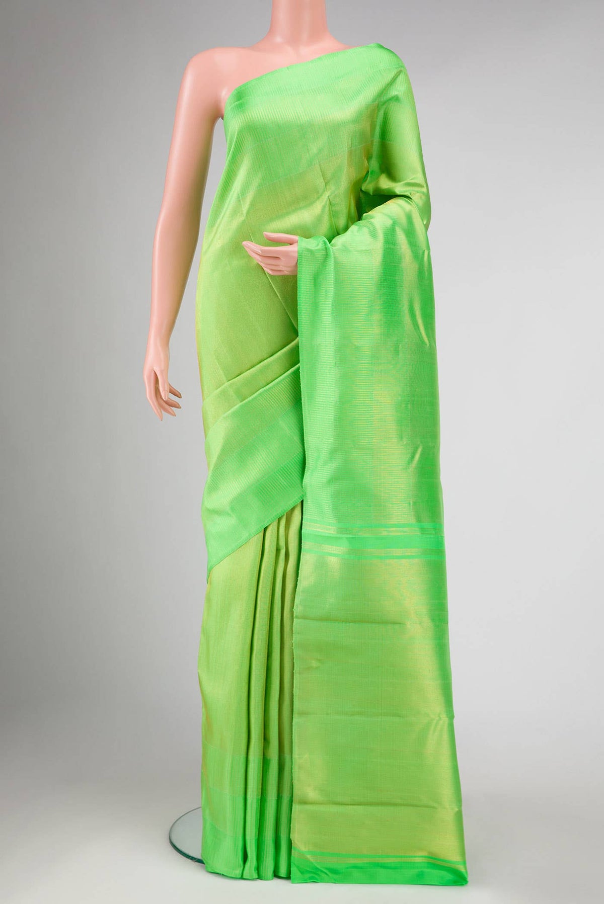 Parrot Green Kanchipuram Silk Saree