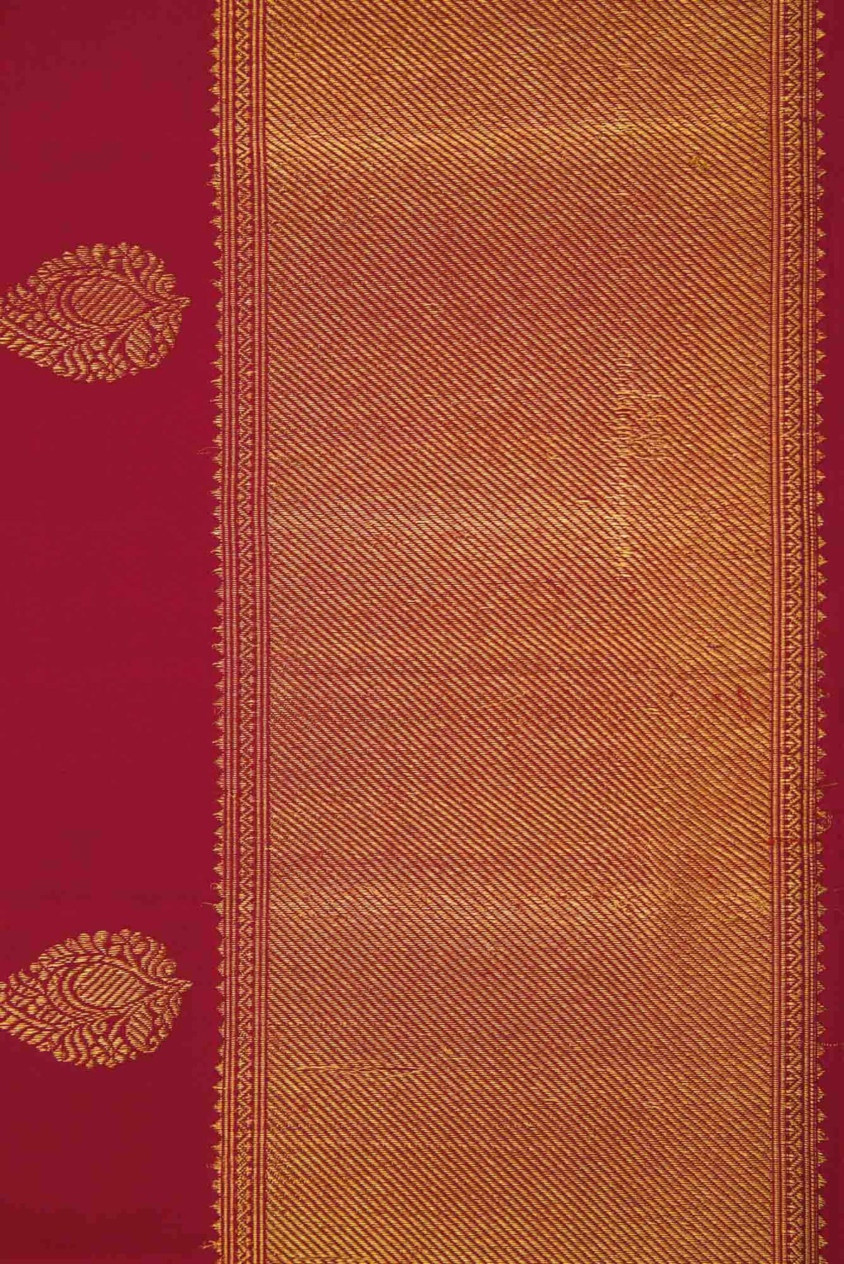 Pure Silk Pure Zari Maroon Dual Tone Kanjivaram Saree