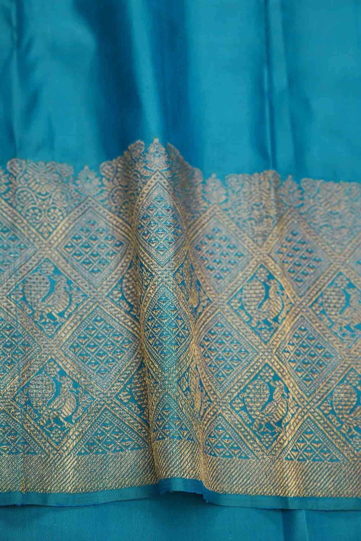 Pure Silk Pure Zari Peacock Blue Dual Tone Kanjivaram Saree