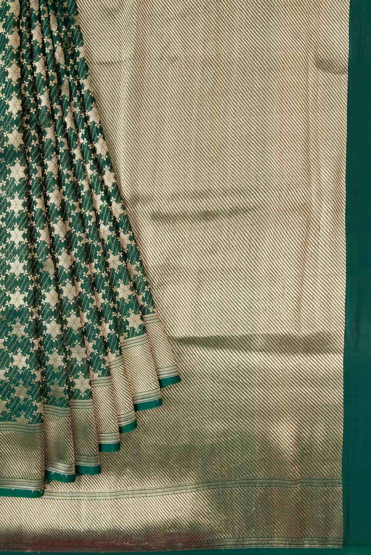 Green Dual Tone Banarasi Silk Saree