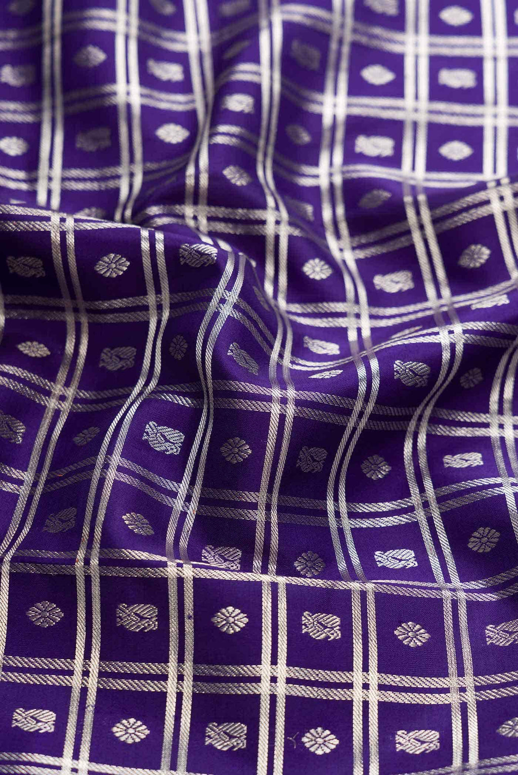 Pure Silk Pure Zari Navy Blue Dual Tone Kanjivaram Saree