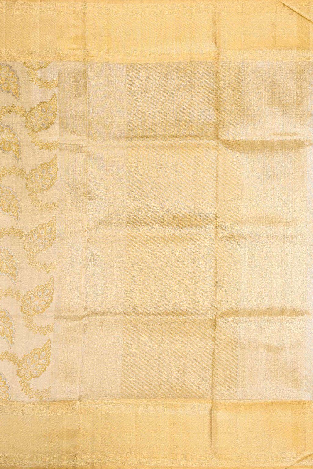 Pure Silk Pure Zari Gold Dual Tone Kanjivaram Tissue Saree