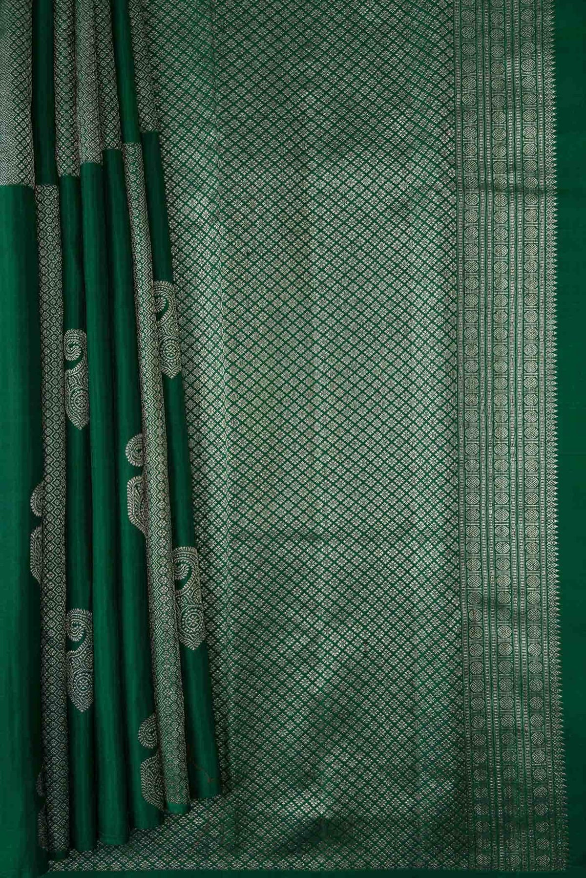 Green Dual Tone Kanchipuram Silk Saree