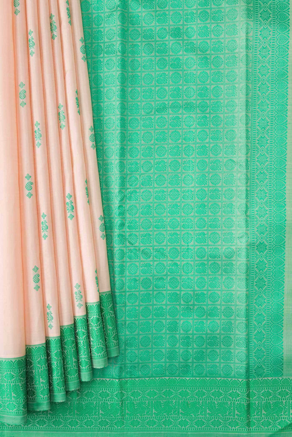 Cream Dual Tone Kanchipuram Silk Saree