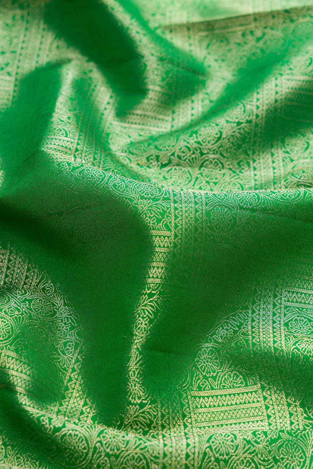 Green Dual Tone Kanjivaram Silk Saree