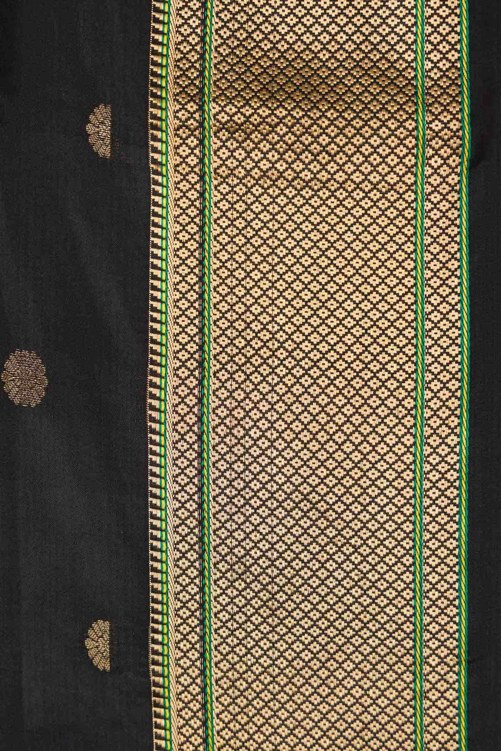 Black Dual Tone Blended Paithani Silk Saree