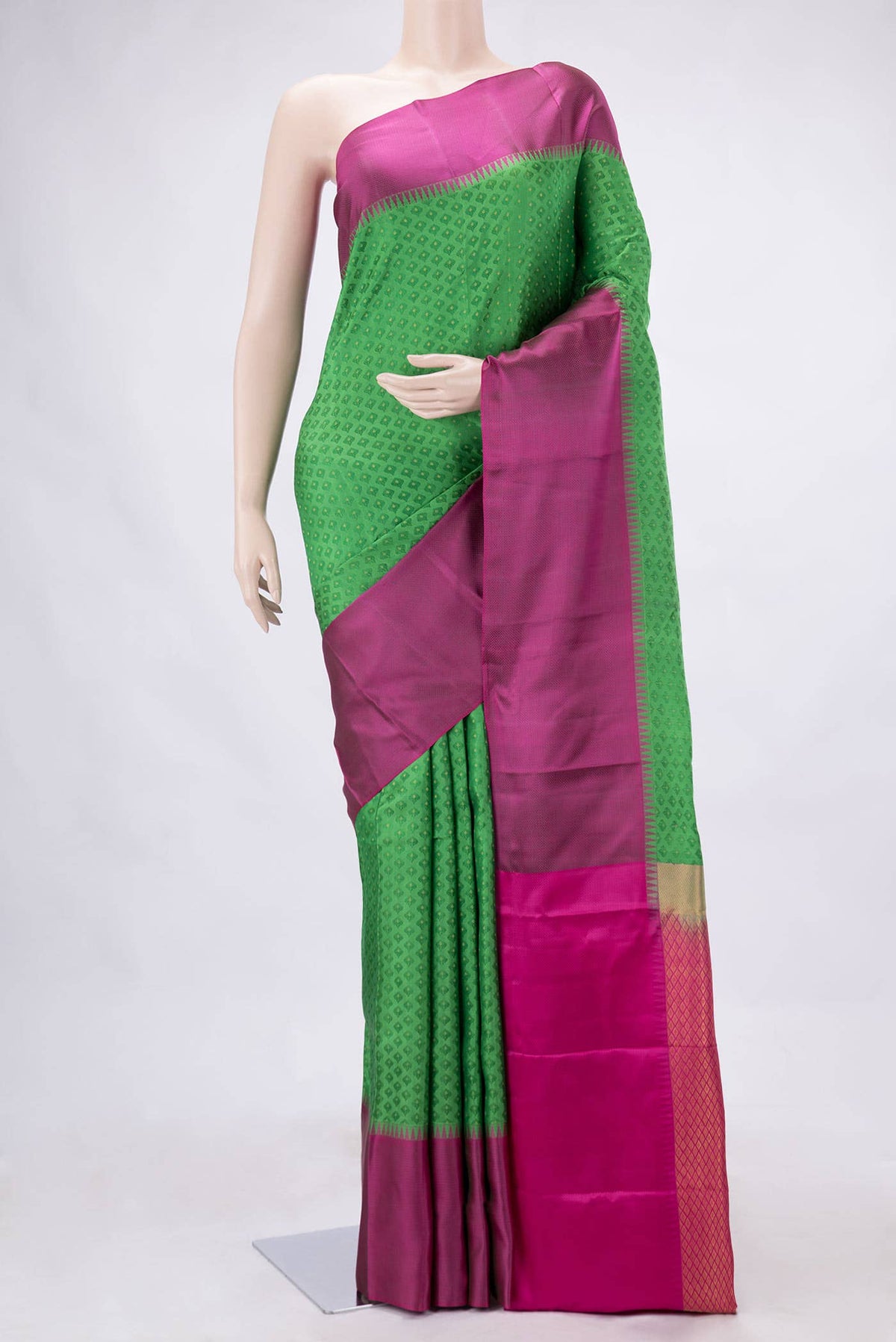 Green Dual Tone Kanchipuram Silk Saree