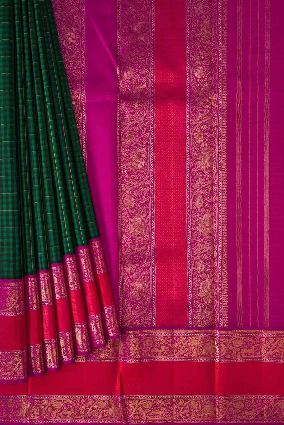 Pure Silk Pure Zari Black and Green Dual Tone Kanchipuram Saree