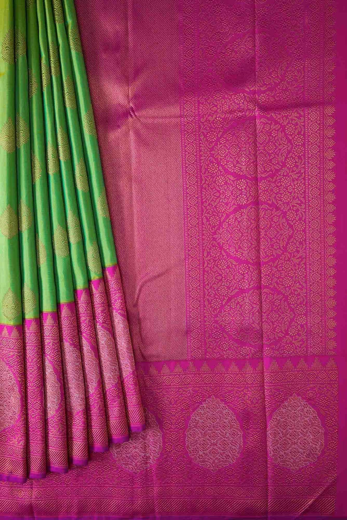 Pure Silk Pure Zari Light Green Dual Tone Kanjivaram Saree
