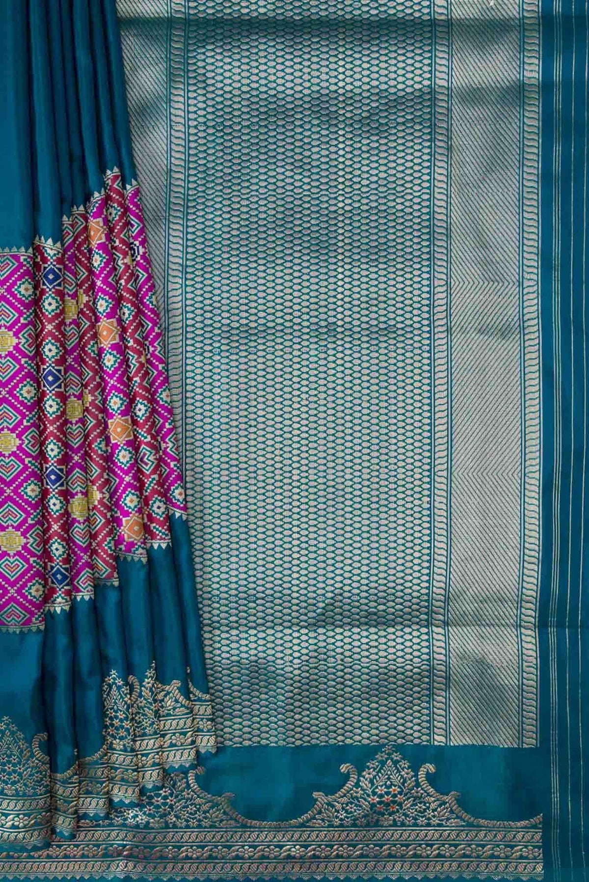 Pure Silk Pure Zari Peacock Blue Dual Tone Banarasi Saree