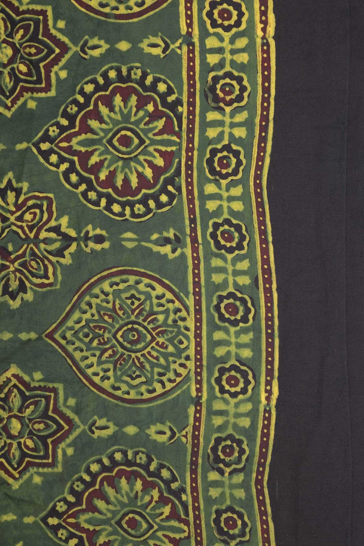 Green Dual Tone Blended Mysore Crepe Saree
