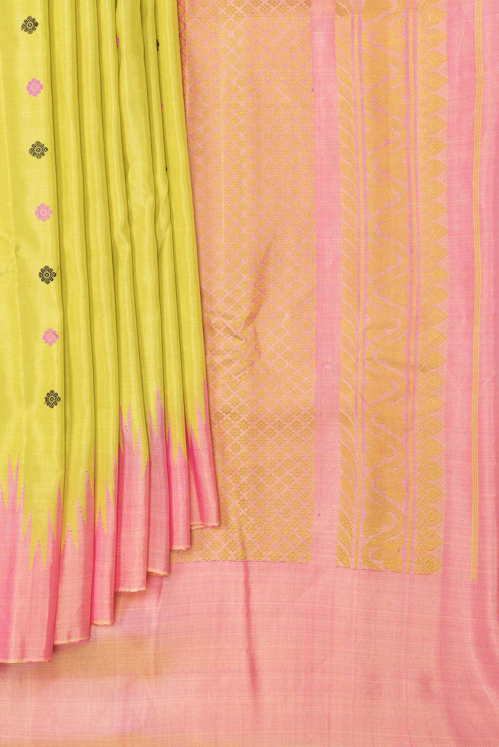 Lemon Yellow Dual Tone Gadwal Silk Saree