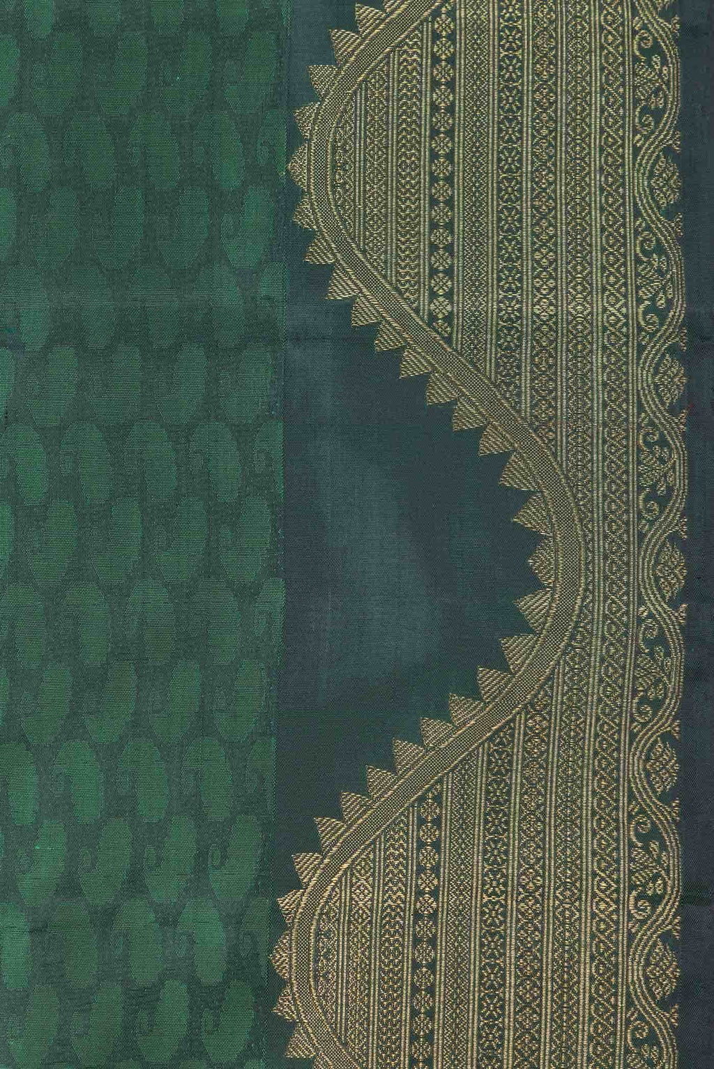 Pure Silk Pure Zari Green Dual Tone Kanchipuram Saree