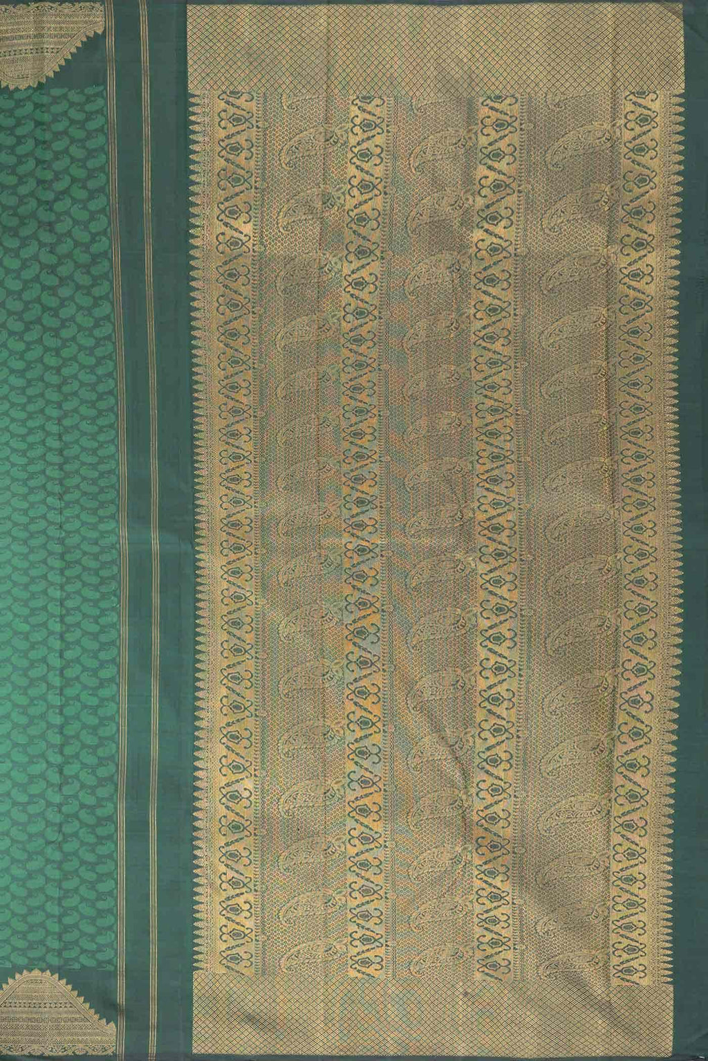 Pure Silk Pure Zari Green Dual Tone Kanchipuram Saree