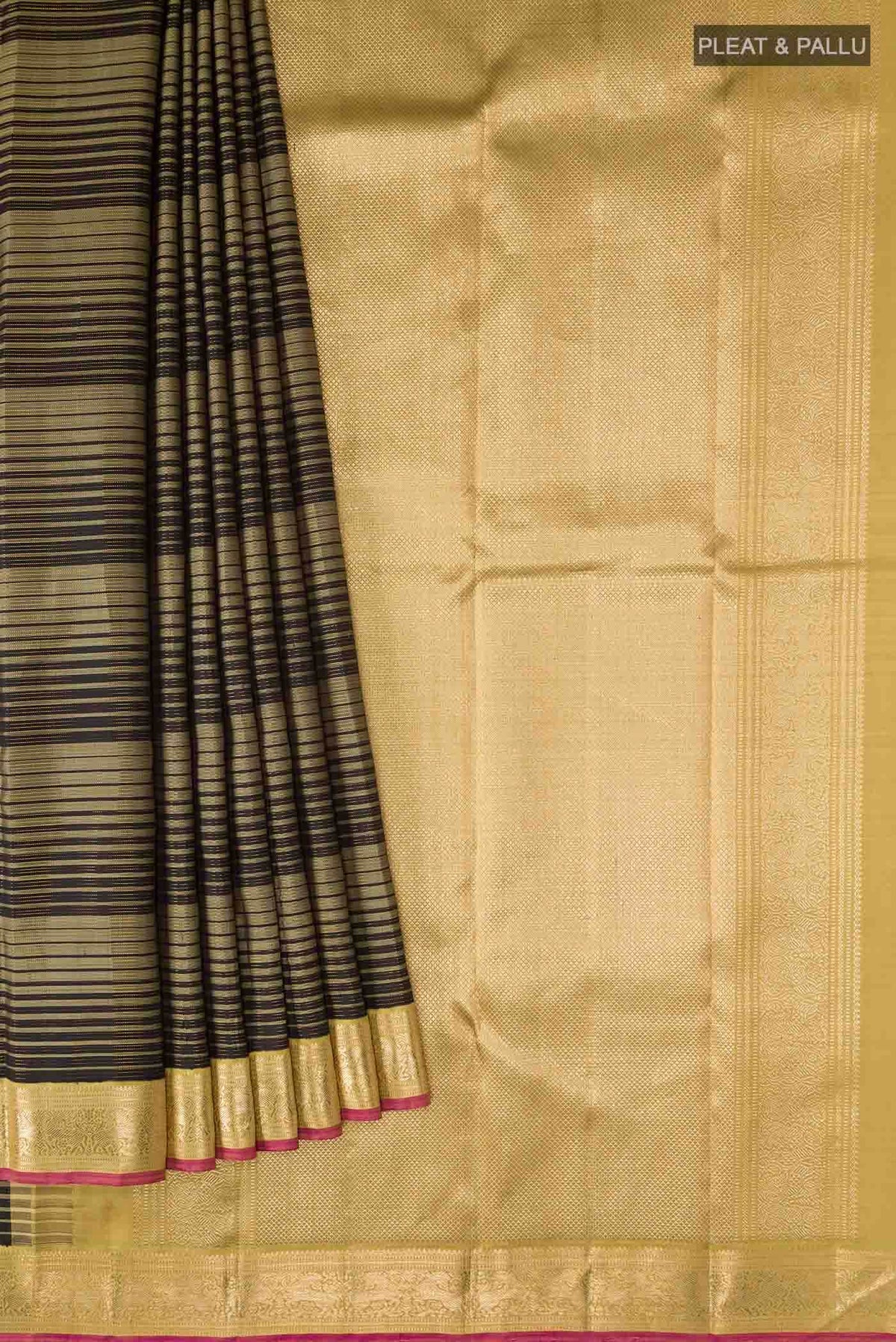 Pure Silk Pure Zari Black With Green Dual Tone Kanchipuram Saree