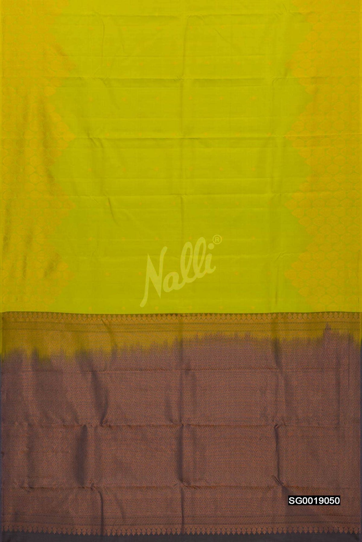 Parrot Green Kanchipuram Silk Saree