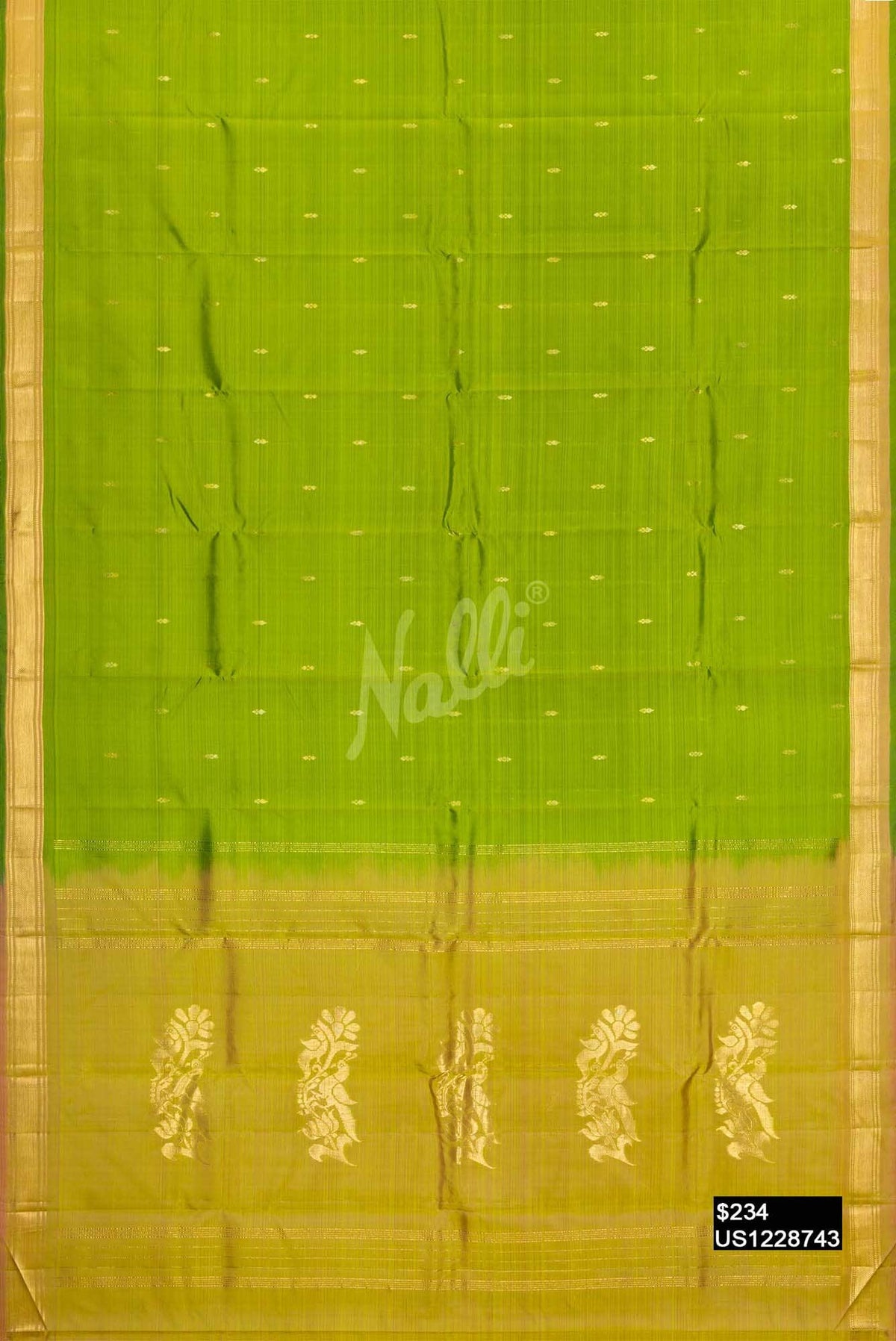 Parrot Green Kanchipuram Silk Saree