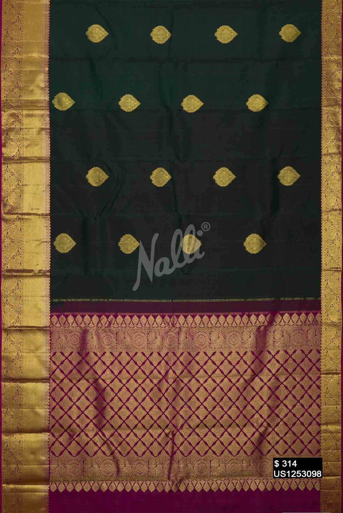 Bottle Green Kanchipuram Silk Saree
